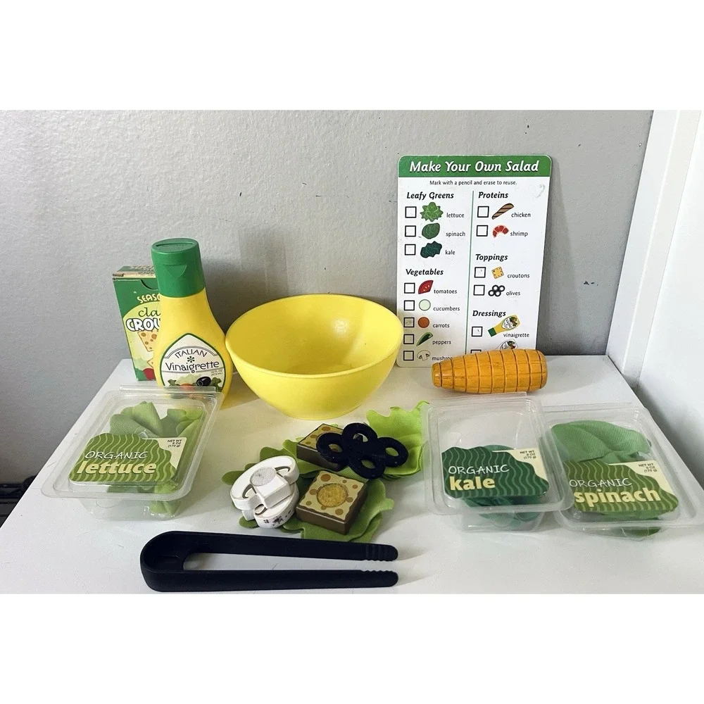 Melissa & Doug‎ Salad Bowl Lettuce Kale Dressing Pepper Olives Croutons Lot